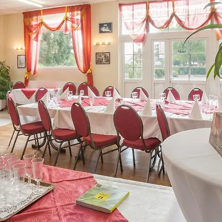 Hotel Logis Hotel-restaurant 