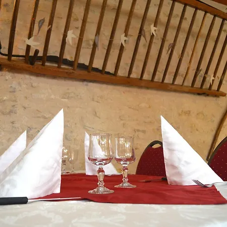 Hotel Logis Hotel-restaurant 