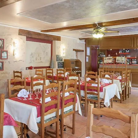 Hotel Logis Hotel-restaurant 